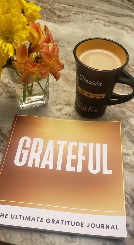 GRATEFUL: The Ultimate Gratitude Journal